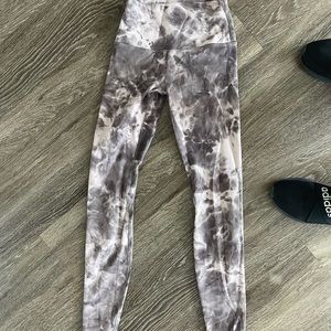 Lululemon align 28” Diamond dye size 4